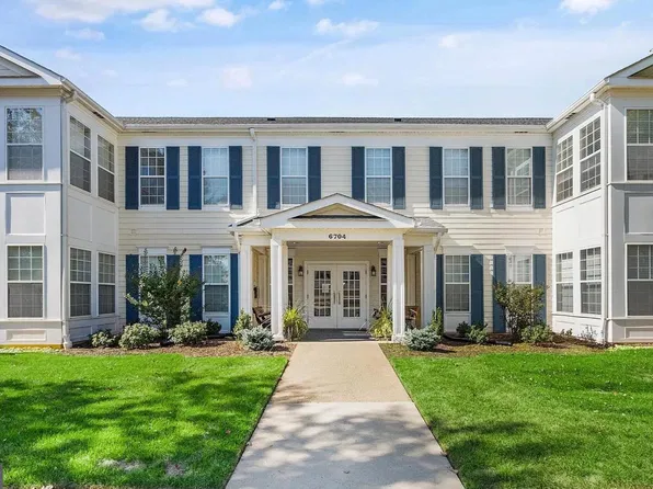 6704 Holly Farm Ln Unit 112, Warrenton, VA 20187