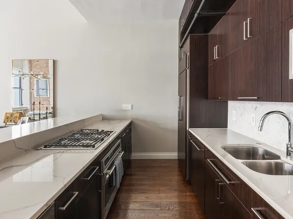 109 Greene Street image 10 of 17