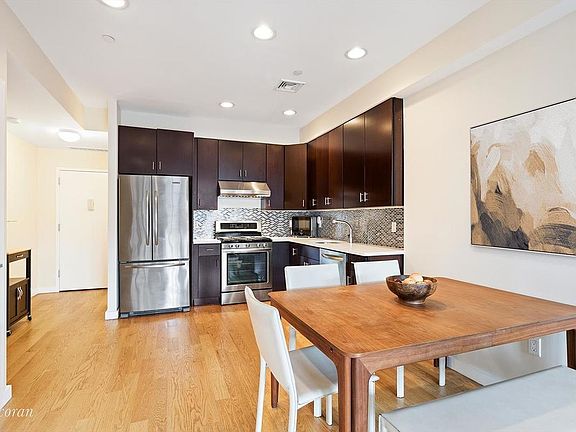 5th image of 465 Carroll St APT 3A