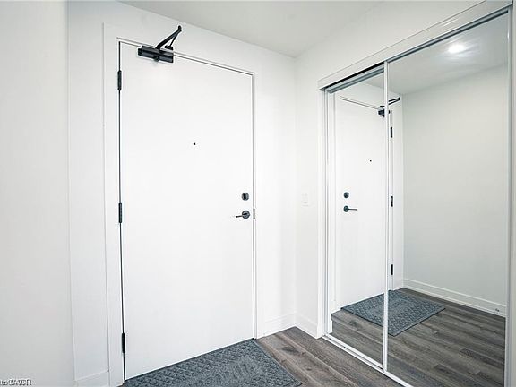 3rd image of 600 N Service Rd #418