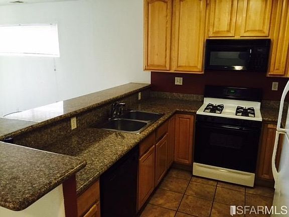 2nd image of 220 Willard Ave