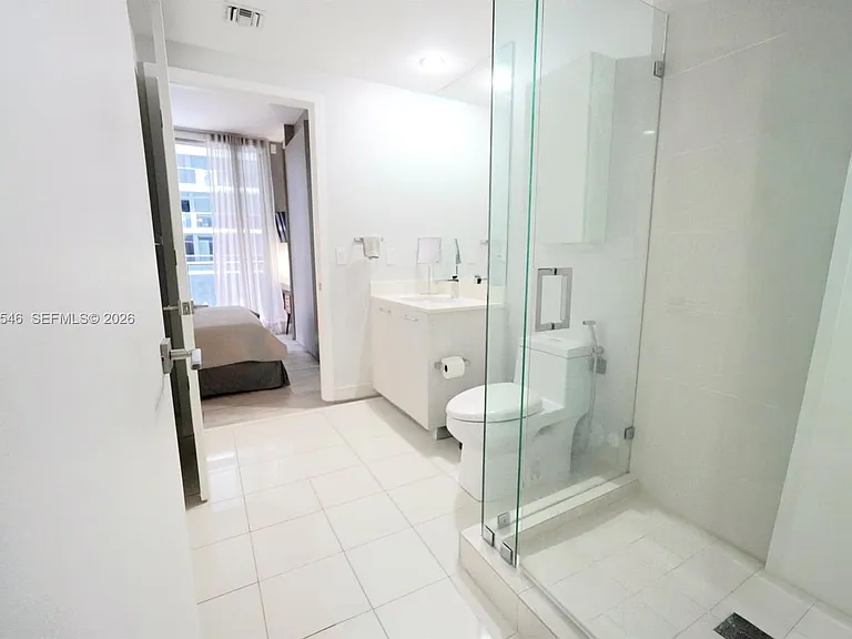 55 SW 9th St #1001 — Photo 23