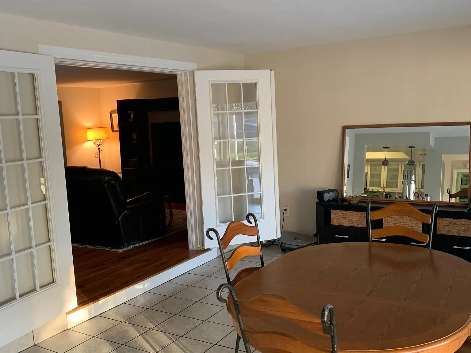4 bed, 2145 sqft, $2,825 — Photo 3