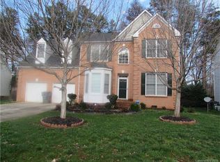 7725 Harrington Woods Rd, Charlotte, NC 28269