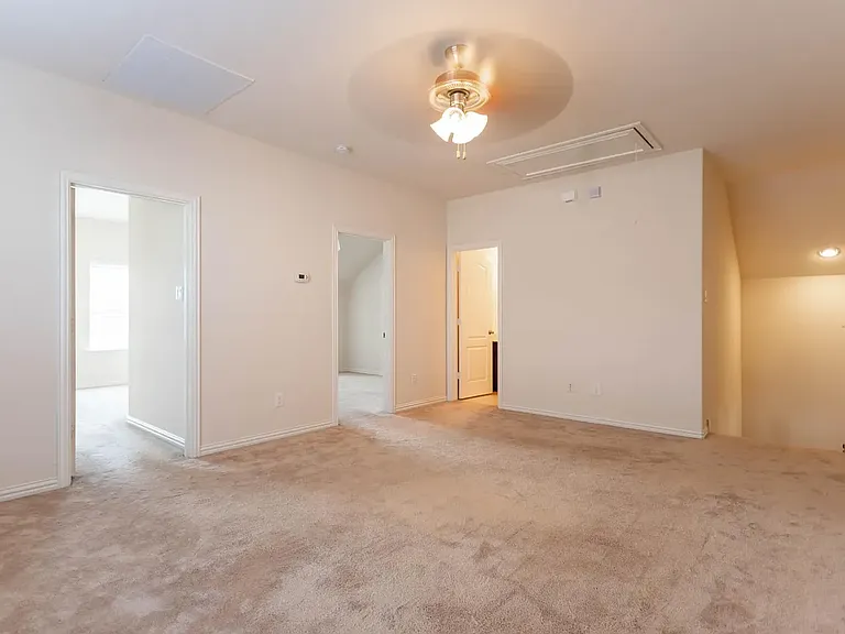 2601 Sun Creek Dr — Photo 17