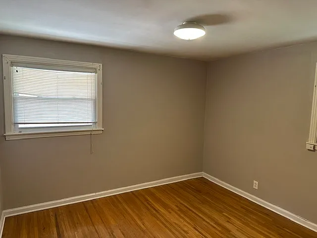 927 Potter Ln — Photo 8