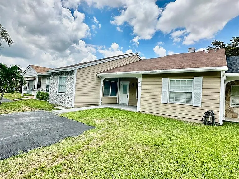 14530 SW 142nd Court Cir — Photo 1