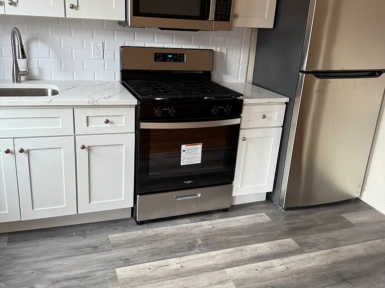 31 Marion Ave #31 — Photo 9