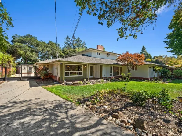 21890 Tanglewood Dr, Castro Valley, CA 94546