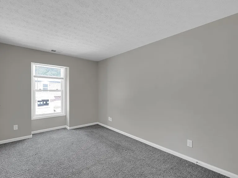 Cedar Chase Apartments — Photo 35