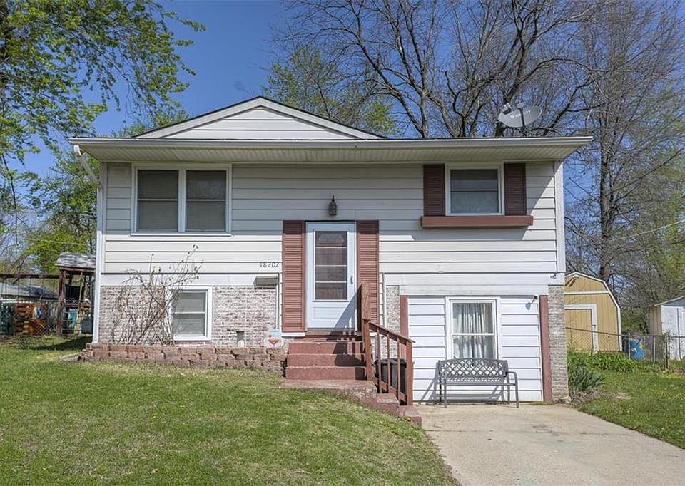 1st image of 18202 E 17th Ct