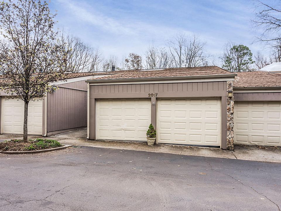1st image of 2107 Cherokee Bluff Dr