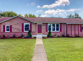 1207 Minerva Dr, Murfreesboro, TN 37130