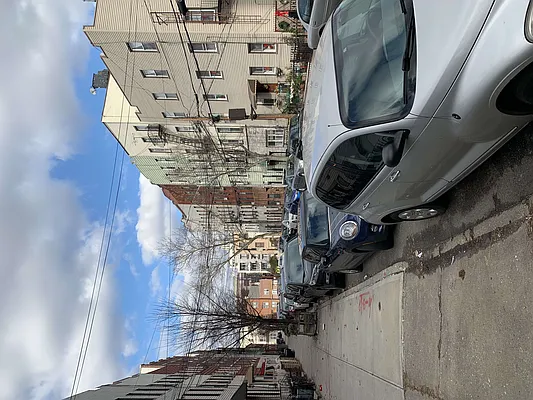 Rented by Flatiron Real Estate Advisors LLC | media 3