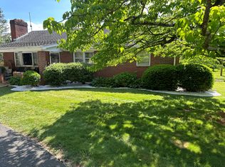 1877 Afton Mountain Rd, Afton, VA 22920