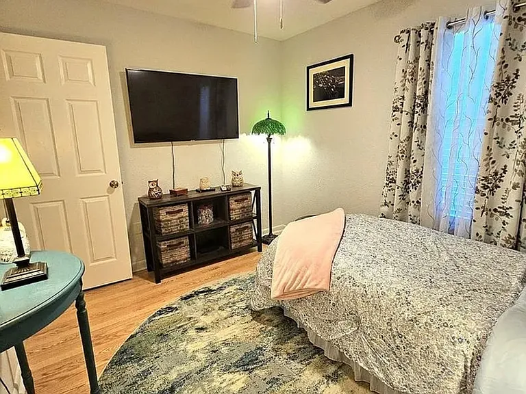 15110 Catalpa Ct — Photo 16