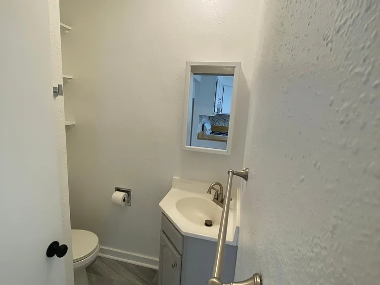 511 Mill St — Photo 9