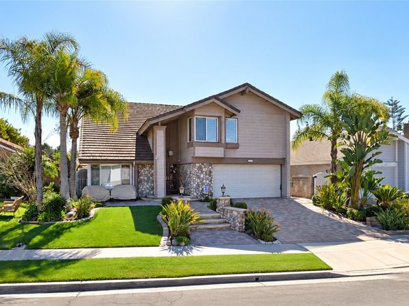 23322 Desert Wood St, Lake Forest — photo 1