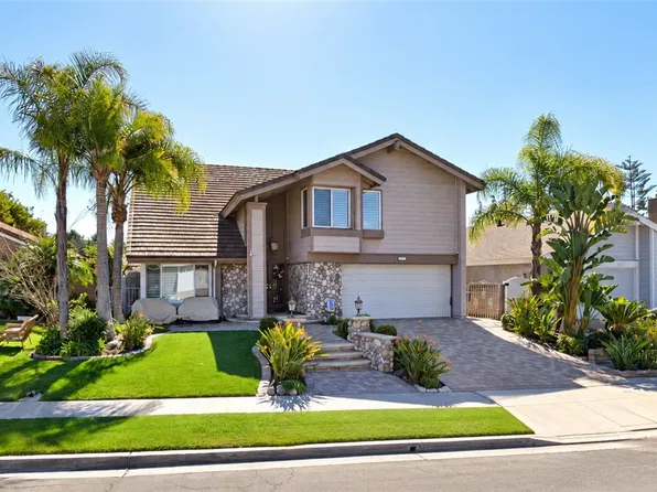 23322 Desert Wood St, Lake Forest, CA 92630