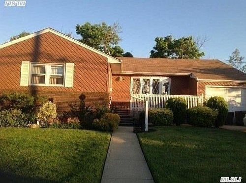 1st image of 32 Taylor Dr