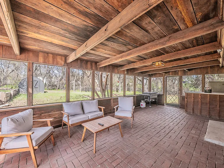 302 W Hale Ave — Photo 25