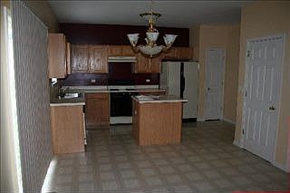 1st image of 3848 Baybrook Dr
