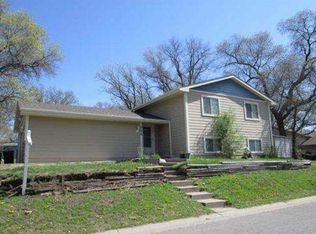 965 123rd Ln NW, Coon Rapids, MN 55448