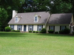 15 Peace Church Rd, Wetumpka, AL 36093