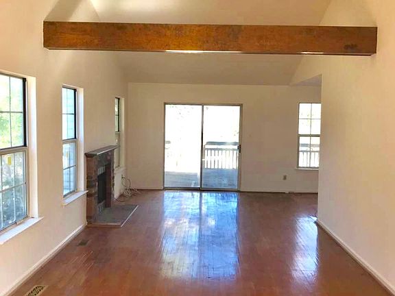 2nd image of 13478 Lake Shore Dr