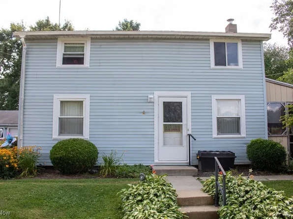 424 7th Ave NW, Beach City, OH 44608