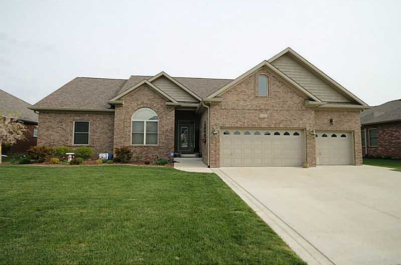 2nd image of 3764 Creekside Ct