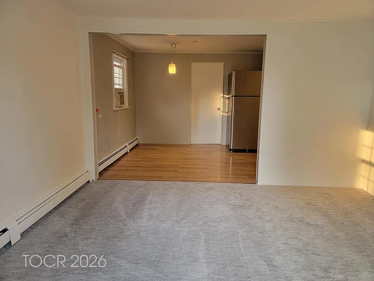 295 Lincoln Ave — Photo 6