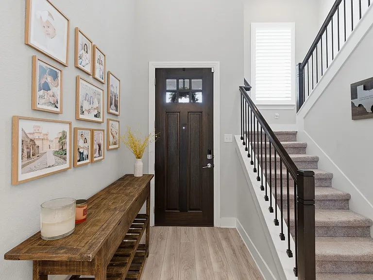 2225 Elm Pl — Photo 9