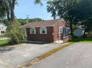 402 Centre St, Bath, ME 04530