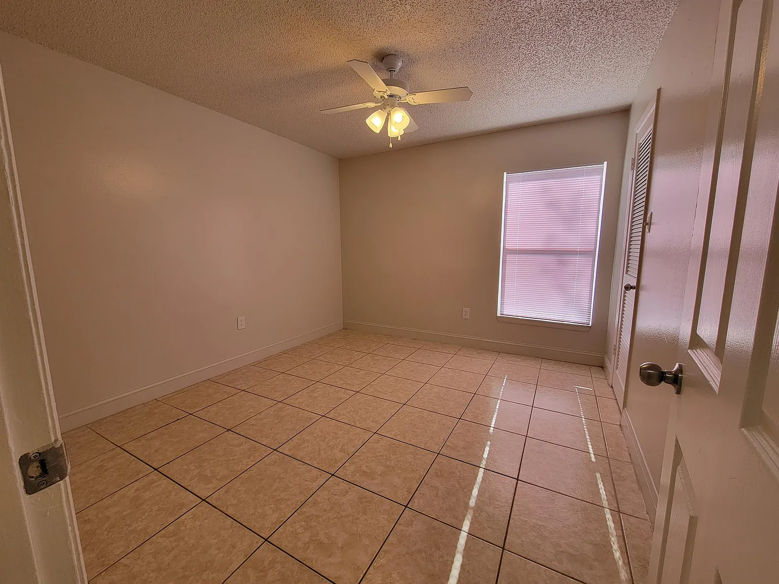 3831 Bowline Cir — Photo 4