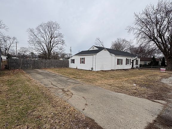 2nd image of 1430 Meitzler St