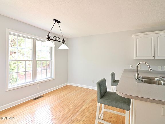 5th image of 55 Diamondhead Dr S