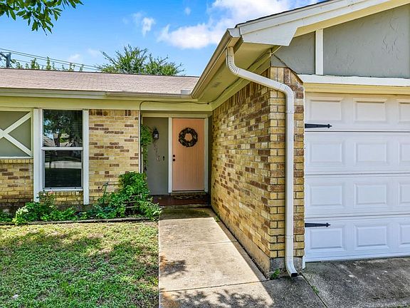 3rd image of 4216 Selina Ct