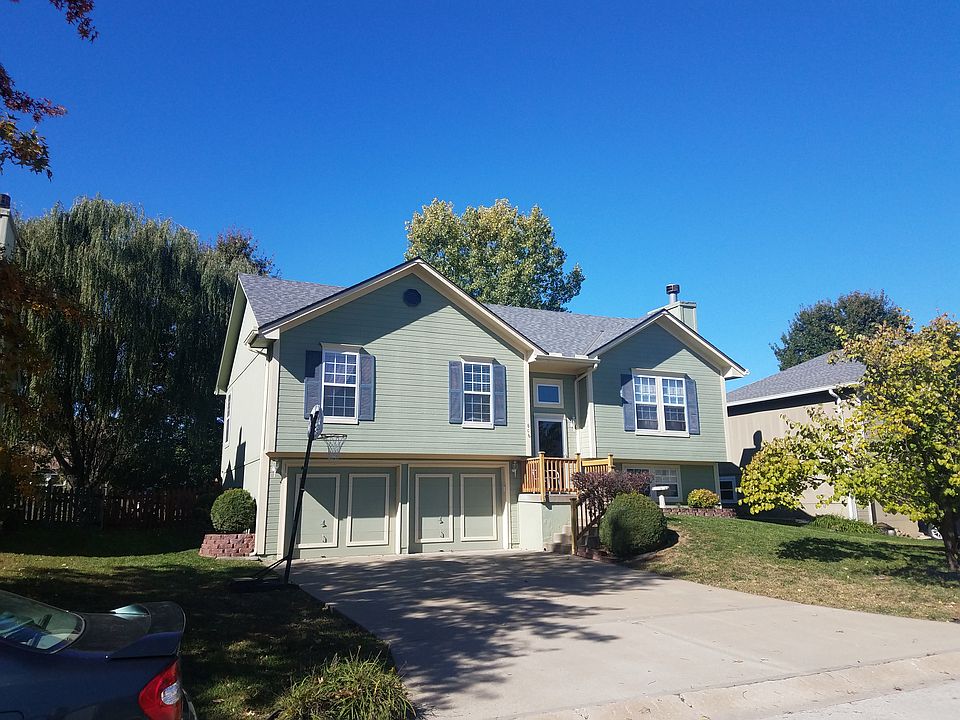 1st image of 808 SW Highland Ave