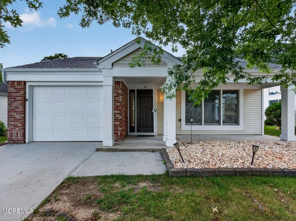 2381 Coral Leaf Road, Toms River, NJ 08755