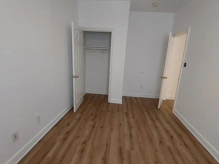 149 S Manhattan Pl #202 — Photo 8