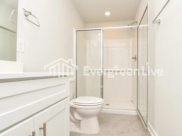548 Hodge Rd — Photo 9