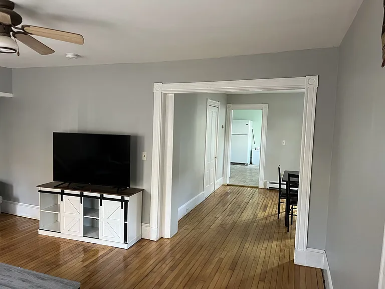 89 Holyoke St #1 — Photo 4