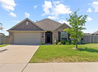 230 Sullivans Way, Centerton, AR 72719