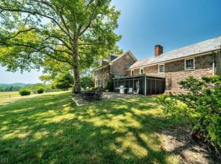 60 Hunter Rd, Lambertville, NJ 08530
