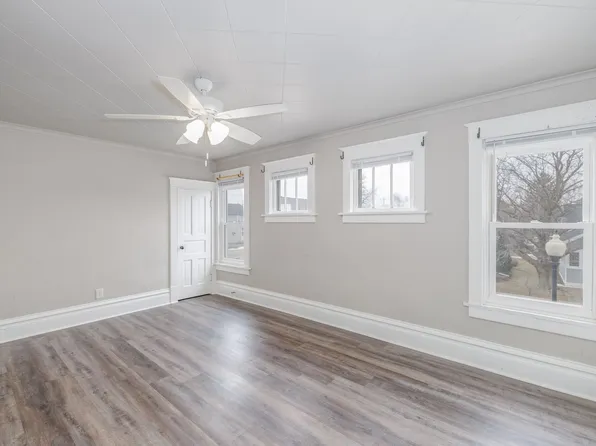 1668 Oregon St, 1668 Oregon St, Oshkosh, WI 54902
