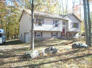 343 Fernwood Dr, East Stroudsburg, PA