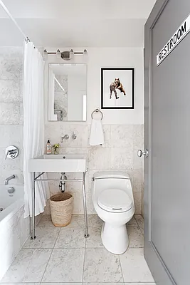 Sold by Compass | media 6