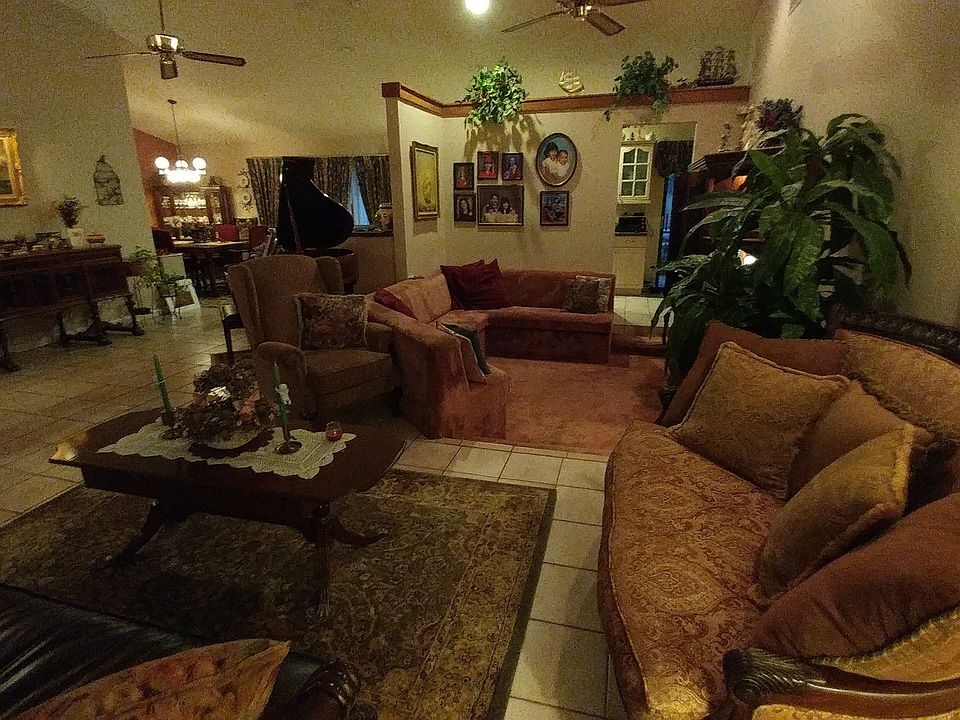 1st image of 10118 SW 53rd Ct