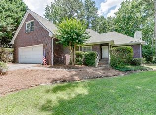 901 Thousand Oaks Dr, Lawrenceville, GA 30043